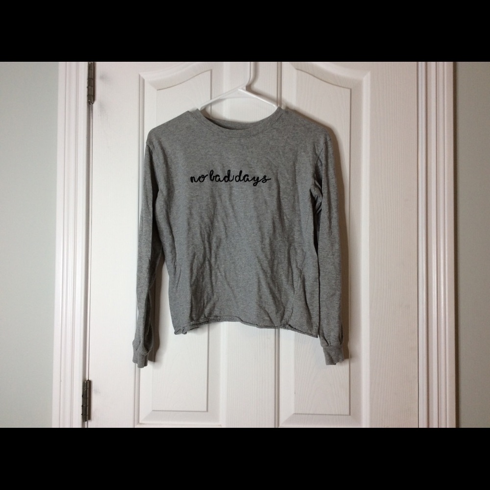 Long sleeve tee shirt
